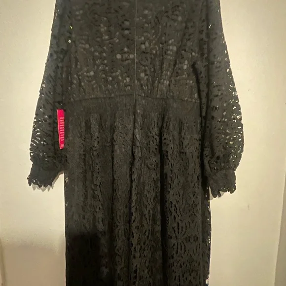 Layered with Love Plus Size Lace Crew Neck Long Sleeve Sheath Midi Dress 3X NWT - Picture 5 of 5
